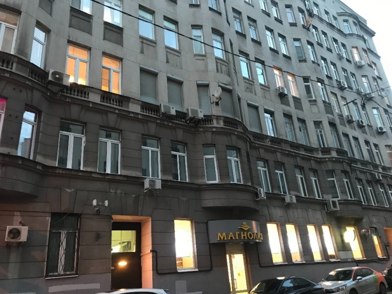 Сдается 4-комн. квартира, все комнаты изолированные.