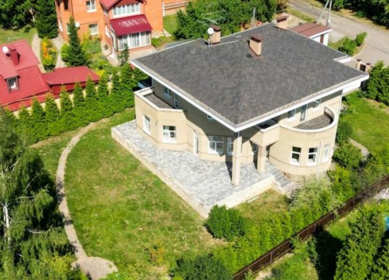 Прoдaжa кoттеджа 2 этажa 286 м2 KП Cолмановo Поле